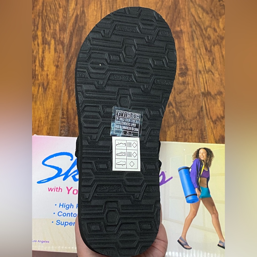 Black Skechers Sandals with Yoga Mat Comfort - Picture 6 of 8